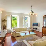 Heritage Dvori With Garden, Free Parking Next To Sea Beautiful Location Dubrovnik