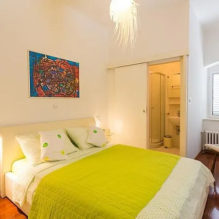 Heritage Dvori With Garden, Free Parking Next To Sea Beautiful Location *